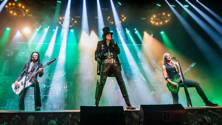 Alice Cooper  und Rock ’n‘ Roll never dies – von tausenden Fans in Düsseldorf bejubelt