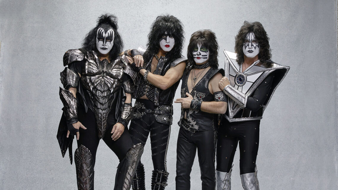 THE FINAL 50 SHOWS – KISS – THE END OF THE ROAD WORLD TOUR