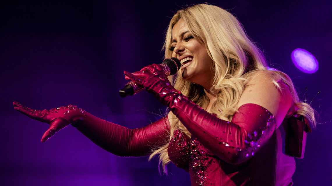 Bebe Rexha – Was für eine kraftvolle und glamouröse Show in der Live Music Hall