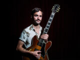 Gizmo Varillas veröffentlicht neues Album "The World In Colour" und ist auf großer Tour