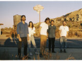 MT. JOY befeuern Vorfreude auf viertes Studioalbum mit ihrer neuen Single "God Loves Weirdos"