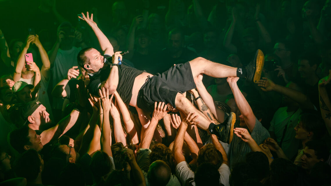 The Streets verwandelten das E-Werk kurzerhand in eine fette Party