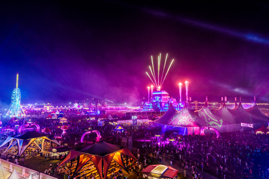 AIRBEAT ONE Festival 2025 – Aus 29 Städten entspannt per Bus zum Festival anreisen