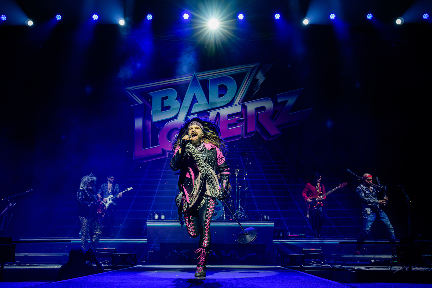 Saltatio Mortis verzaubert Düsseldorf auf ihrer „Weltenwanderer Tour 2025“