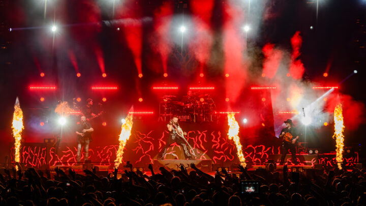 Saltatio Mortis verzaubert Düsseldorf auf ihrer „Weltenwanderer Tour 2025“