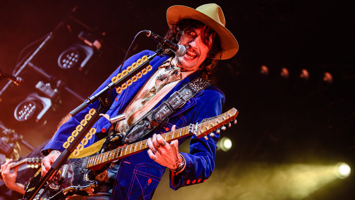 Rock n Roll Träume wurden wahr – THE DARKNESS lieferten eine perfekte Show in Köln ab.