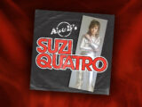 Suzi Quatros klassische Singles aus den 70er-Jahren in den Mittelpunkt gestellt von "A’s B’s & Rarities"
