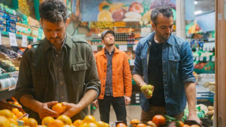 Exsonvaldes kündigen mit der Single „Paris Bruxelles“ ihr Album „Ninety Seconds to Midnight“ an