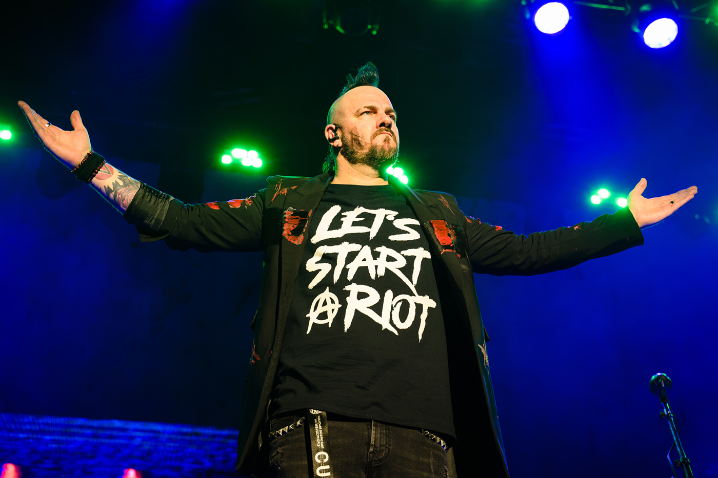 251203-ThreeDaysGrace_MitsubishiElectricHalle_Duesseldorf-3478