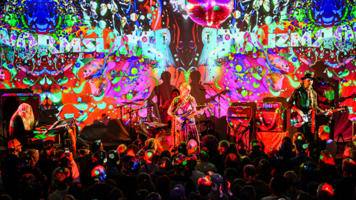 Kula Shaker lieferten ein Gesamtkunstwerk als Show in Köln ab