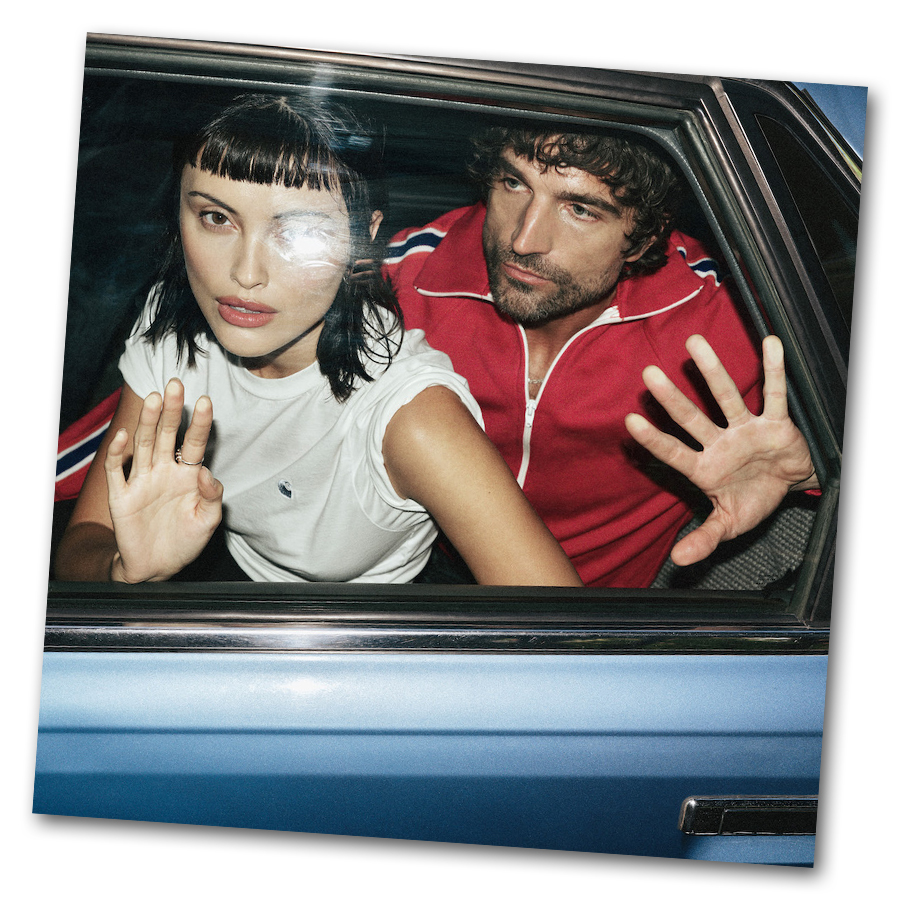 Das australische Indie-Pop-Duo Pamela. veröffentlicht ihre Debüt-EP "It's nice to see you here“