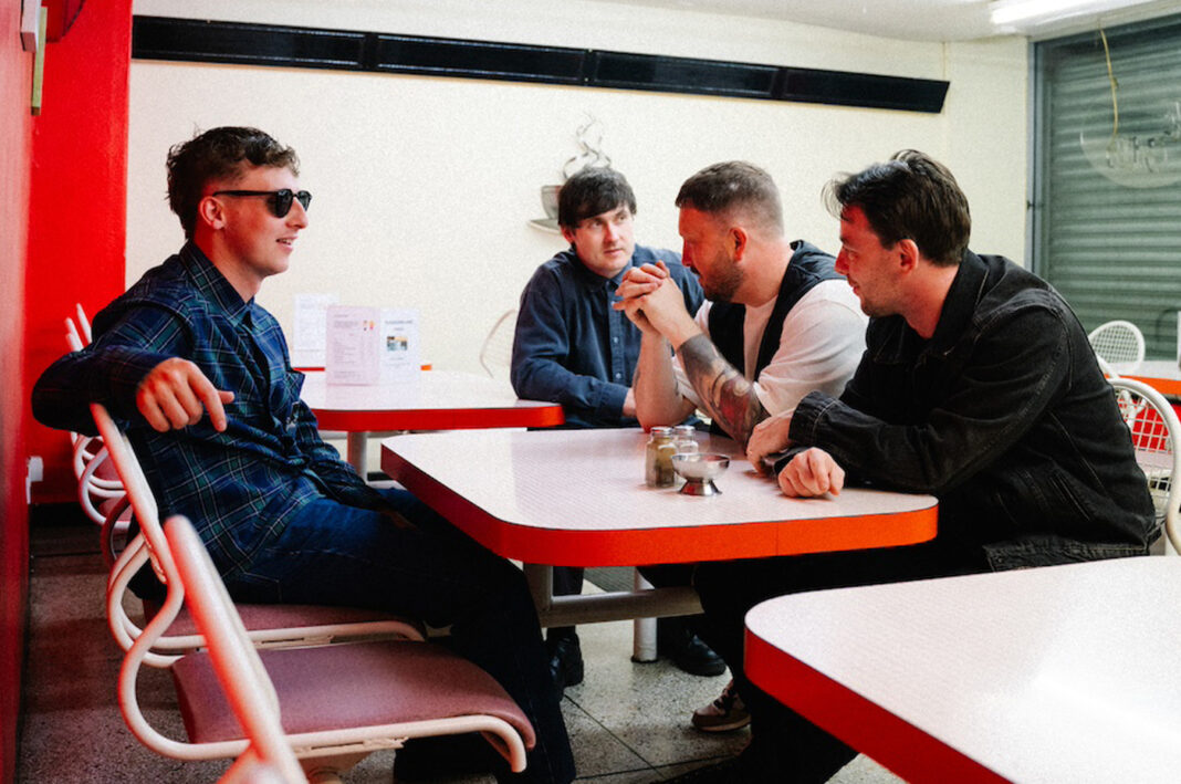 THE SNUTS – schieben den Release ihres neuen Albums „Joy In Short Moments